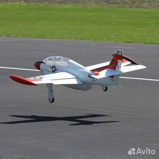 Самолет T-2A buckeye RC модель