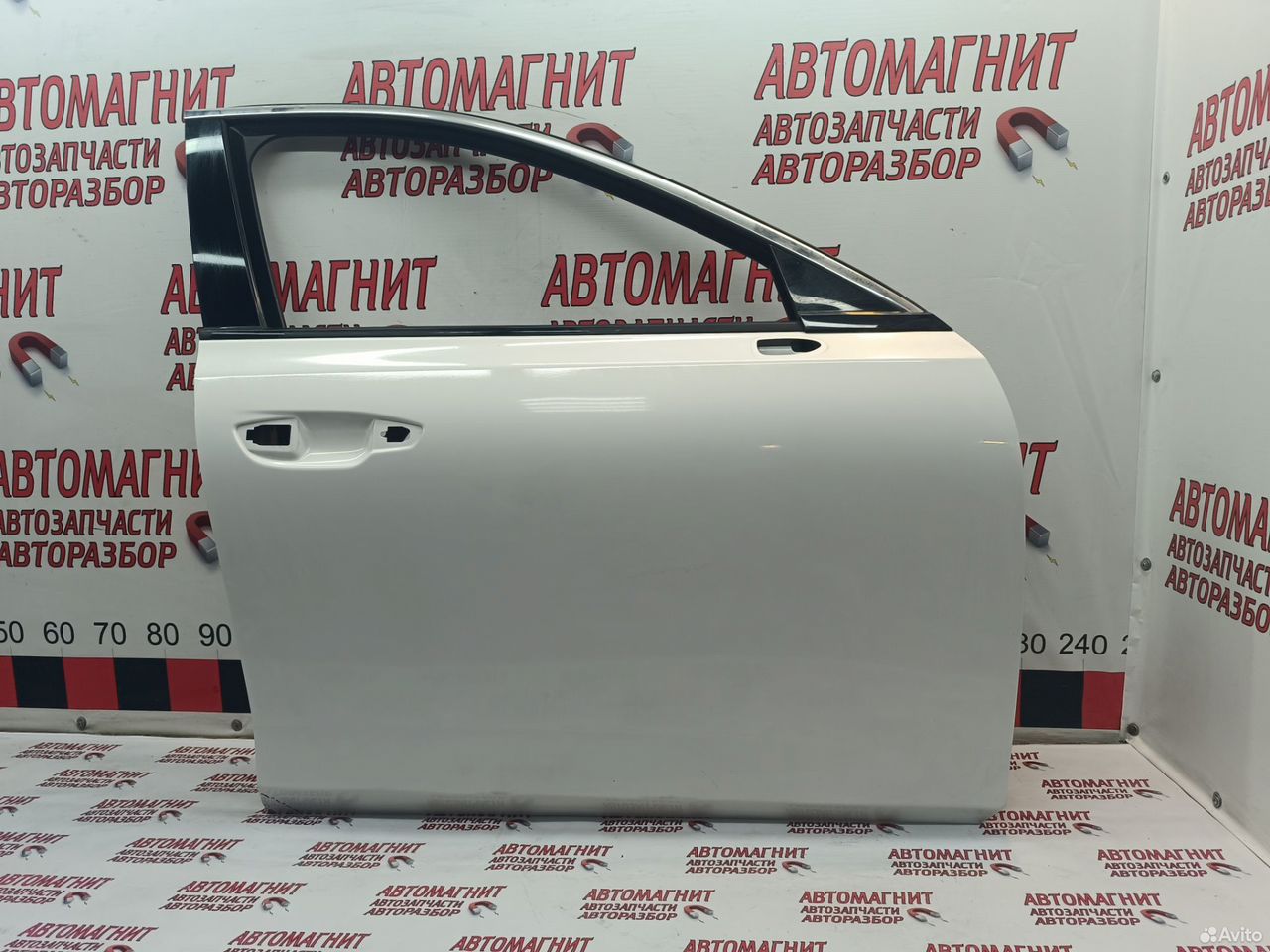 Дверь передняя правая Faw Bestune B70