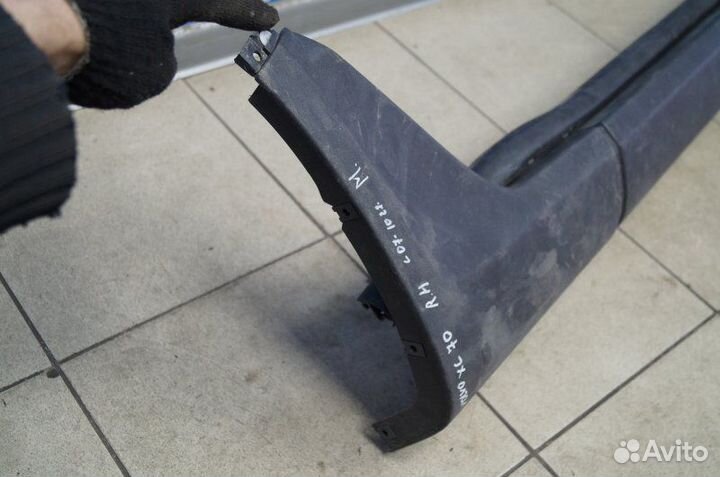 Накладка на порог (наружная) правая Volvo Xc 70