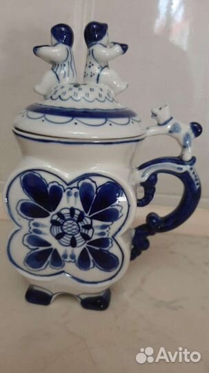 Кружка с крышкой гжель