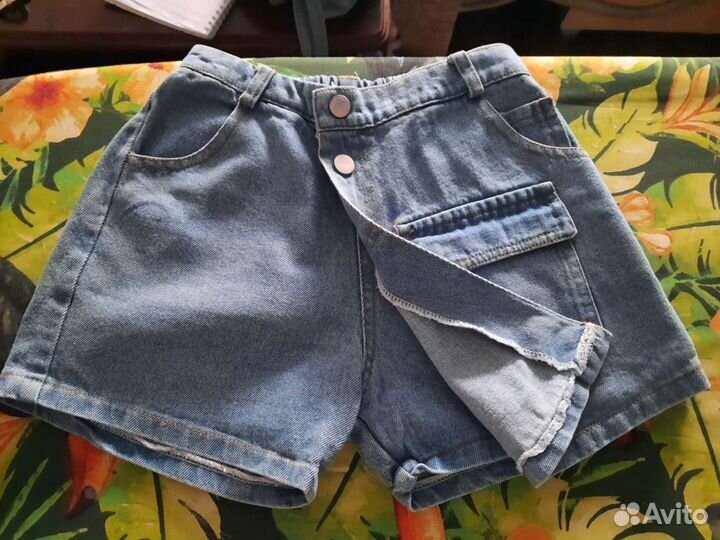 Джинсовые шорты