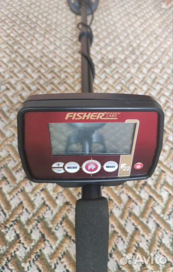 Металлоискатель Fisher F22