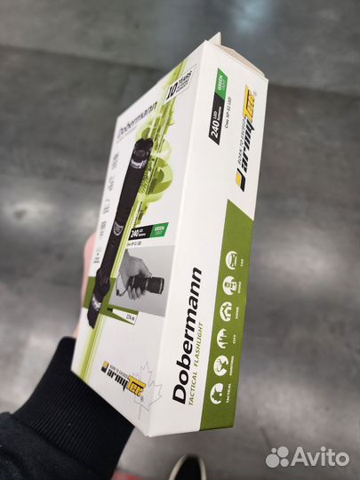 Подствольный фонарь Armytek Doberman xp-e2 green