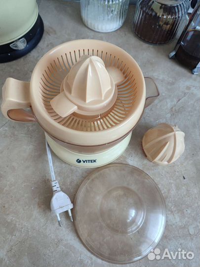 Соковыжималка для цитрусовых Vitek