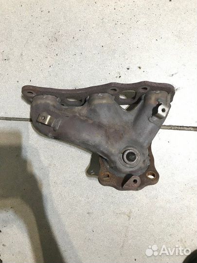 Выпускной коллектор Nissan Teana J32 VQ25DE