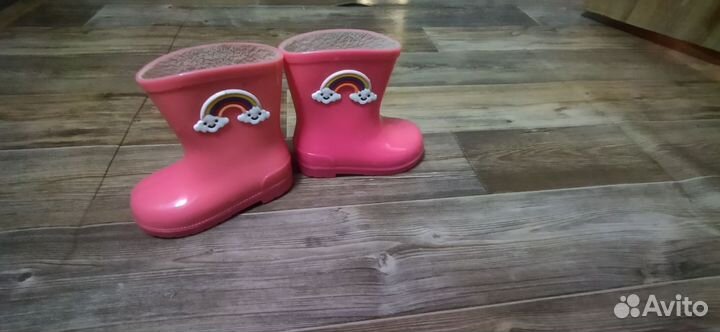 Резиновые сапоги