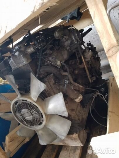 Двигатель isuzu 4HG1