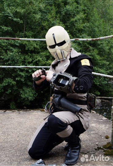 Synth Field Helmet (Fallout 4)