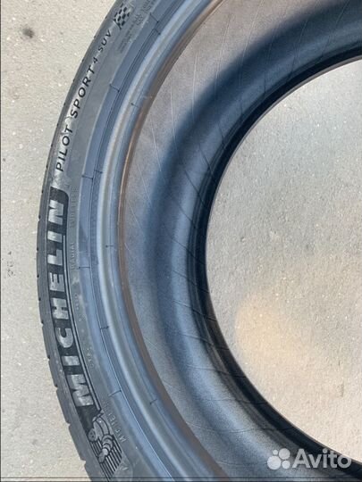 Michelin Pilot Sport 4 SUV 295/35 R21 107Y