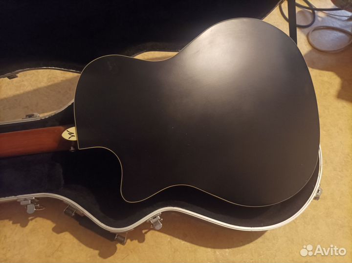 Электроакустическая гитара washburn