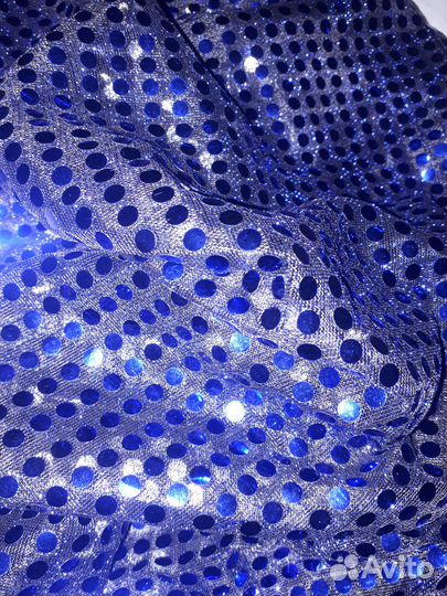 Отрез ткани с пайетками
