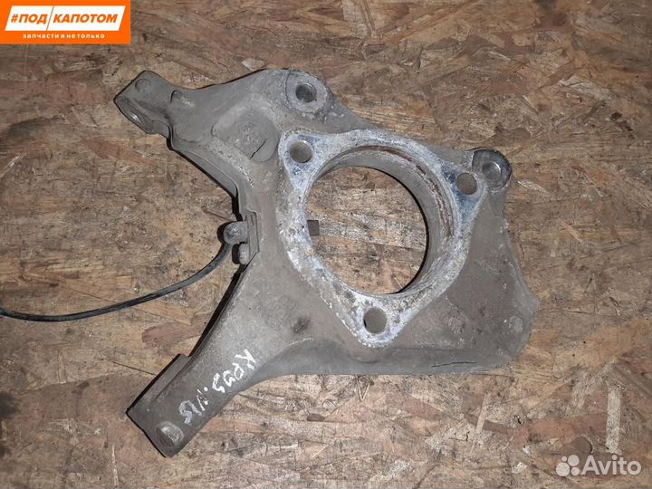 Кулак передний правый Chevrolet Cruze рест