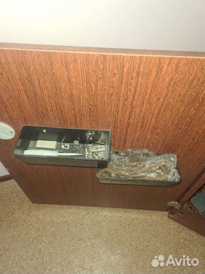 Швейная машинка чайка 143