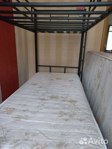 Двухъярусная кровать металлическая бу