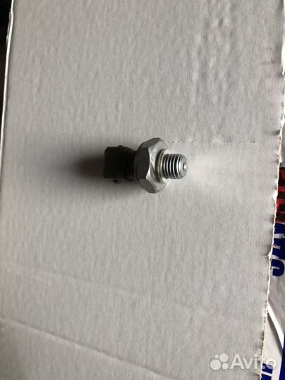 Датчик давления масла двс E330356 330356 ERA