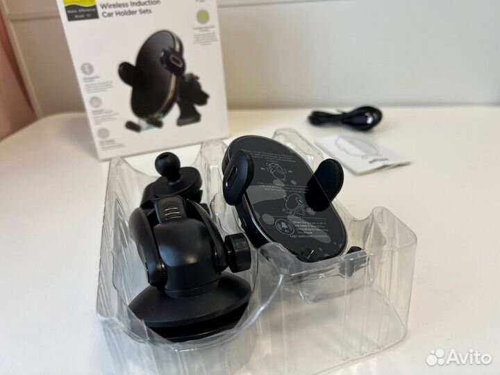 Держатель для телефона с беспроводной зарядкой