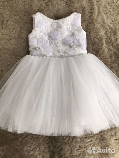 Нарядное платье