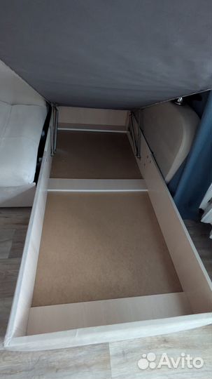 Угловой диван бу