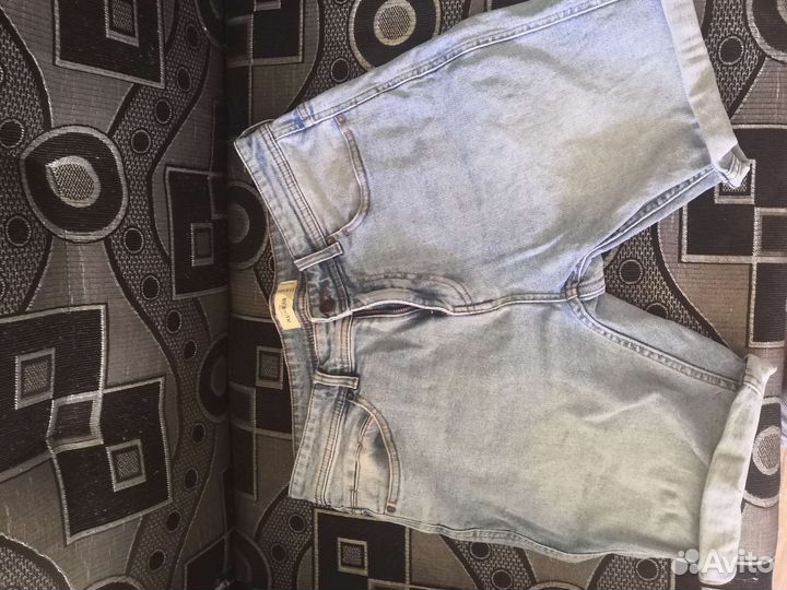 Джинсовые шорты