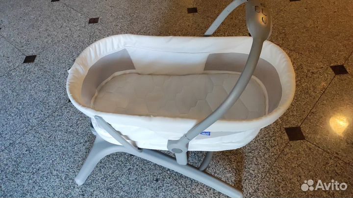 Детская овальная кроватка люлька