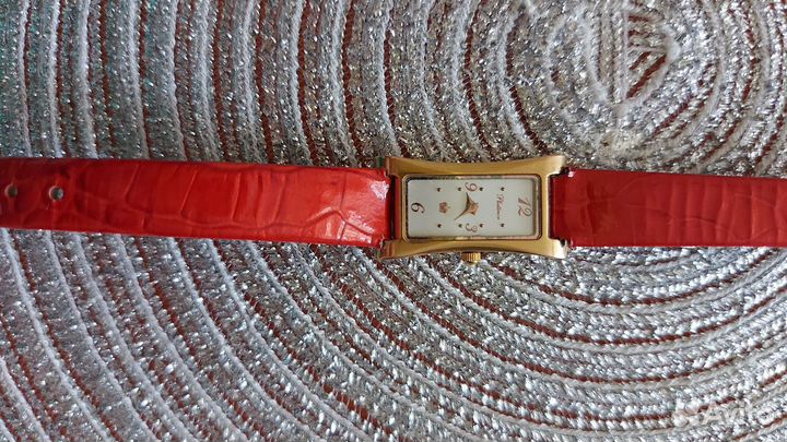 Золотые часы platinor