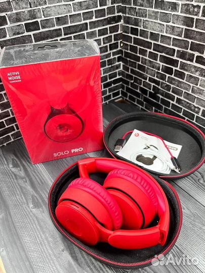 Беспроводные наушники beats solo PRO