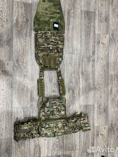 Бронежилет с плитами новый yakeda