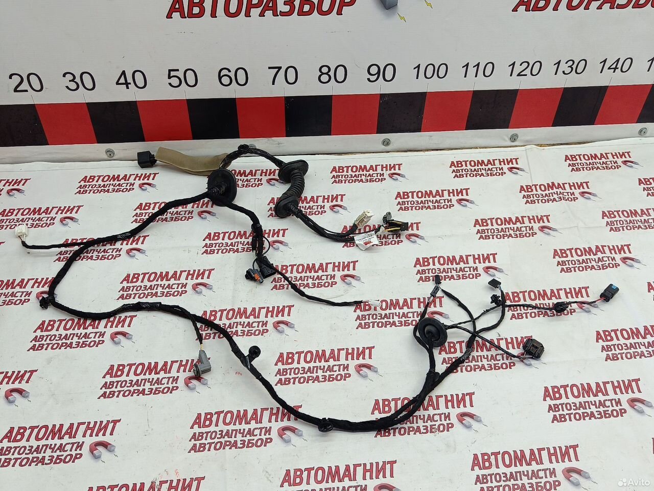 Проводка двери передней правой Geely