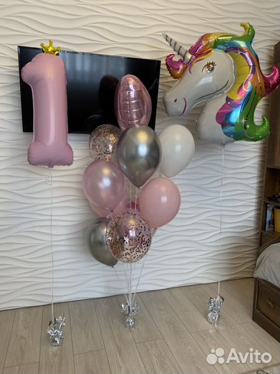 Белый мишка и Чебурашка поздравление