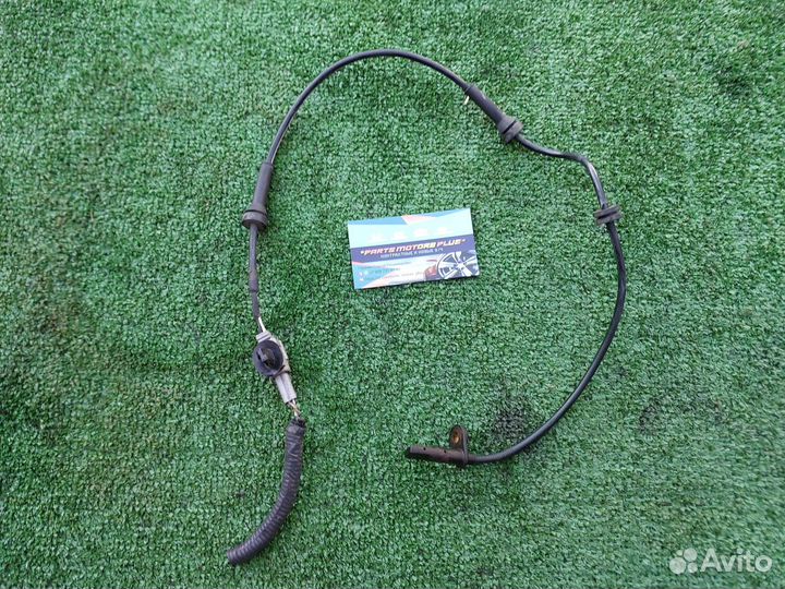 Датчик абс передний правый Ниссан Икс Трейл Т31