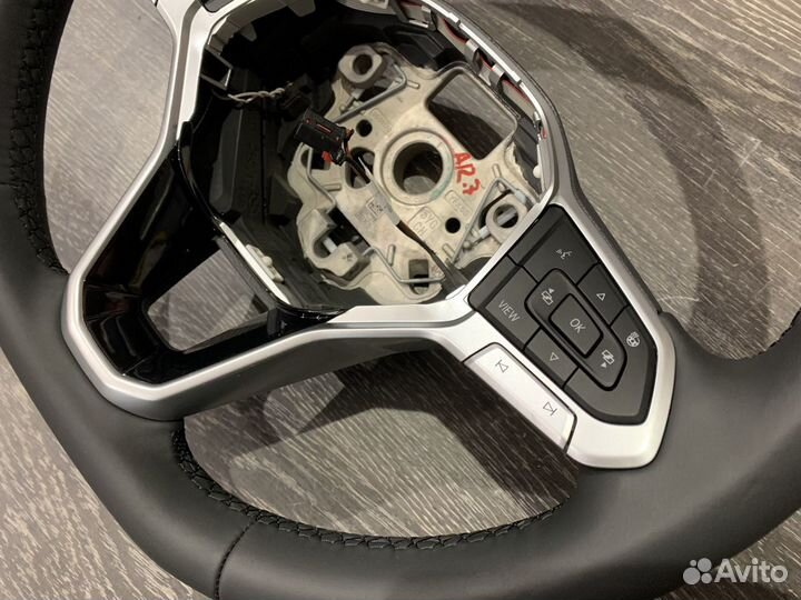 Мульти руль с подогревом и асс VW 2021