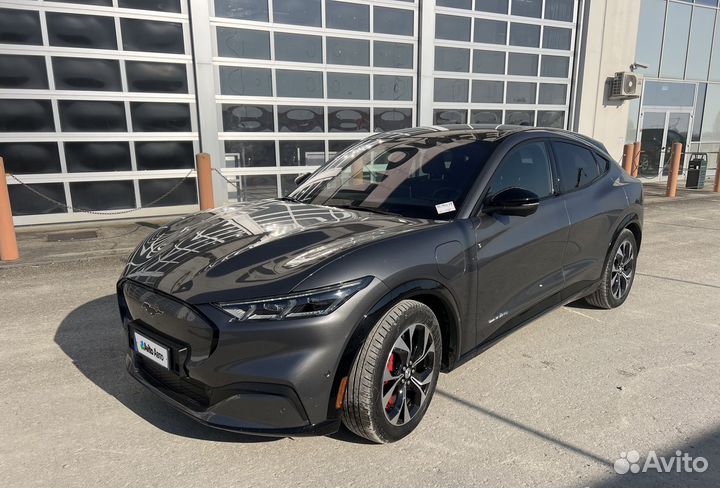 Ford Mustang Mach-E 337 л.с. AT, 2023, 32 000 км