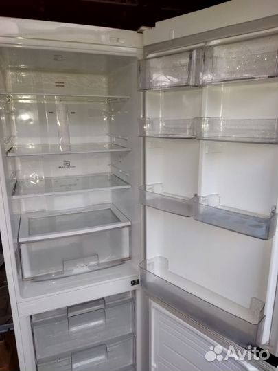 Холодильник lg