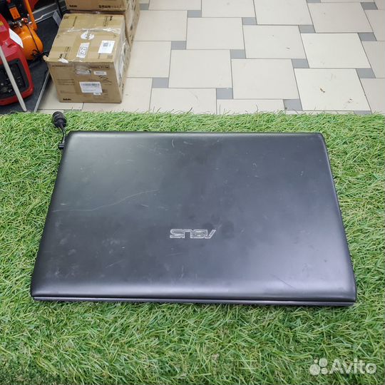 Ноутбук asus