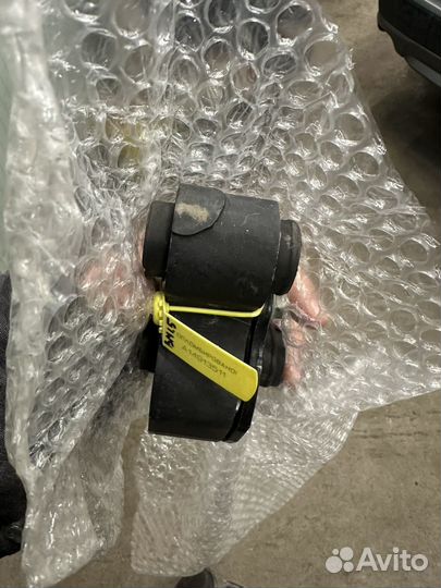 Задняя подушка двигателя Mazda 3 оригинал б/у