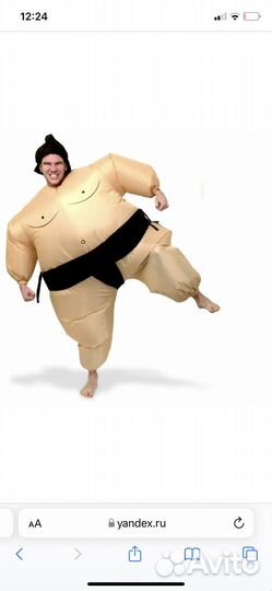 Надувной динозавр, сумоист