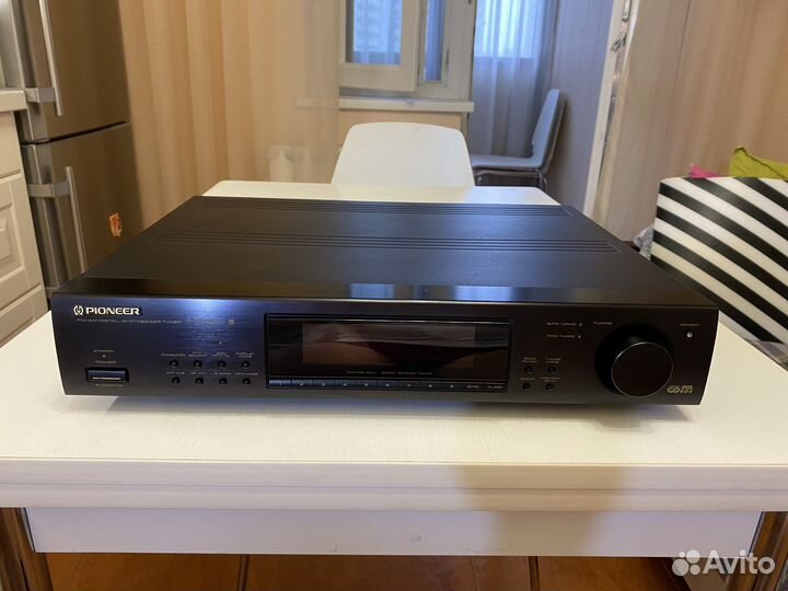 Цифровой укв/св тюнер Pioneer F-504RDS