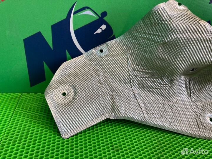 Тепловой экран Bmw X5 E70 N57D30A 2012