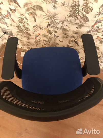 Компьютерное кресло