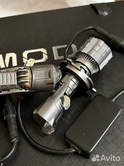 Автосвет лампы Bi- LED Н4 с линзами