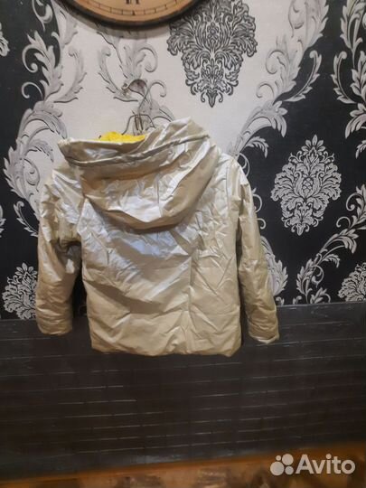 Ветровка для девочки
