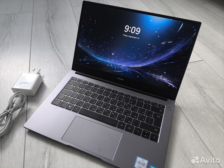 Huawei matebook D 14
