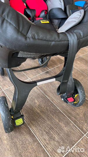 Коляска doona три в одном