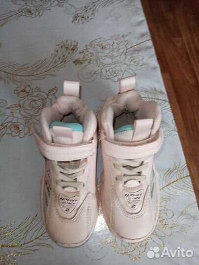 Кроссовки для девочки Baas