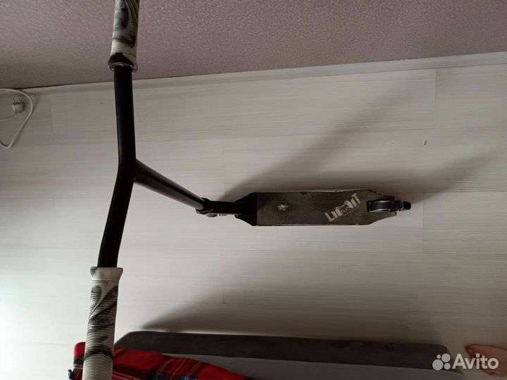 Трюковой самокат