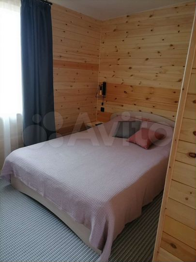 Дом 200 м² на участке 15 сот.