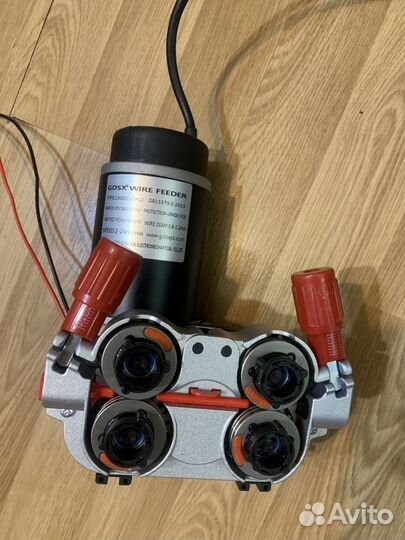 Механизм подачи проволоки