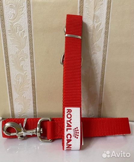 Поводок Роял Канин.(новый) 1 штука