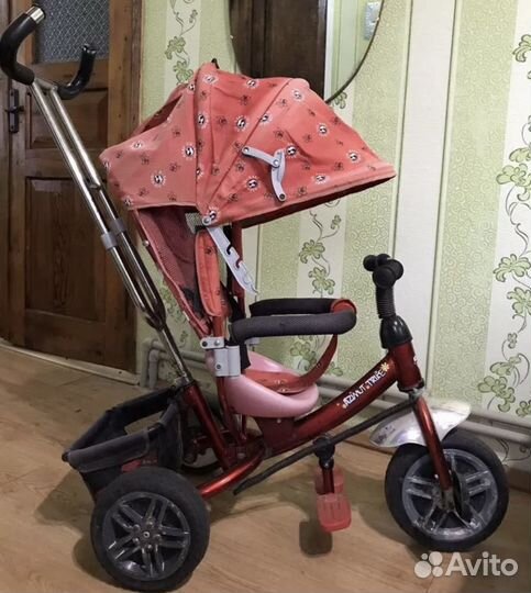 Трехколёсный велосипед с родительским управлением