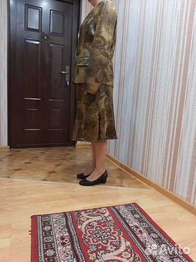 Костюм тройка